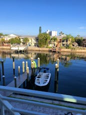 Bayliner Deck Boat for 9 People  Clearwater and Tampa! (10% Weekday Discount!!)