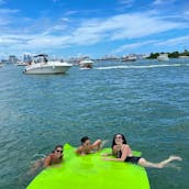 32' REGAL Motor Yacht Rental - Gorgeous Boat in Miami! ✨