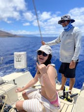 Sailing and Snorkeling Adventures on Maui on 27 Foot HunterX Monohull