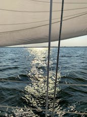 Luxury Beneteau 411 Sailing Yacht in Lacey Township