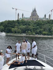 Luxueux yacht italien Azimut Flybridge de 50 pieds - Centre-ville de Montréal