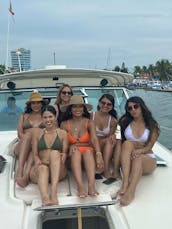 🛥️☀️ Stylish Tiara 42ft Yacht for Charter in Puerto Vallarta 