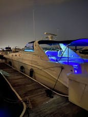 Sea Ray 450 Sundancer Luxury Cruising Yacht near Annapolis MD