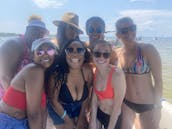 Up To 13 People Plus Captain- Floats, Fun, Friends, Family 30A/SRB/Miramar Beach