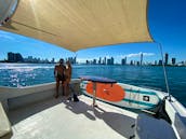 32' Regal Gorgeous Boat in Miami!