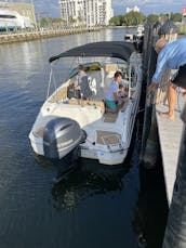 Gorgeous 25ft Nauticstar in Pompano Beach (Free Extra Hour!)