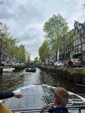 City tour in Amsterdam incl. a local captain @ the 100% electric Luxury Supiore Uno