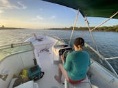 17' Boston Whaler Bowrider for 4 People in New Smyrna