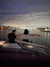 29ft Bayliner Sierra Motor Yacht in Huntington Beach