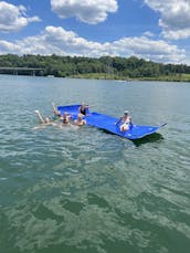 28’ Double Decker Pontoon with Water Slide on Lake Norman