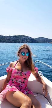 2017 Azura Powerboat for up to 4 People in Šibenik