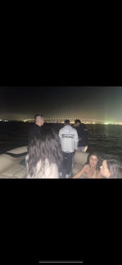 Cruise/Party W Awesome 24ft Bentley-Float👌Super BT Sound-San Diego