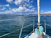 Beautiful 25' Sailboat In Lake Pleasant, Arizona