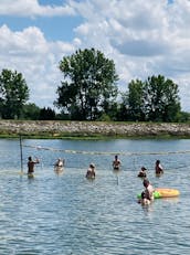 The best boats to be on, are someone else’s ;) Pontoon Rental on Morse Resevoir