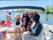 15 Person Sea Ray 40' Motor Yacht in Quebec