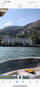 ¡Crucero por el lago Como en el elegante yate a motor de 31 pies en alta mar!