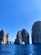 21' Boat tour in Capri (all inclusive)