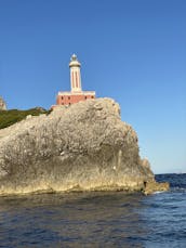 Boat tour in Capri (all inclusive)