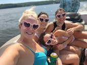 Luxury pontoon for rent in Lake Wallenpaupack