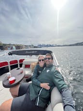 20ft South Bay Pontoon Rental in Renton, Washington/ pt Defiance (puget sound)