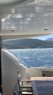 Luxury Flybridge Motor Yacht Charter in Mugla