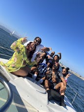 All about the Good Times on our luxurious Cruiser Yacht in Marina del Rey