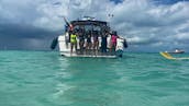 Sea Ray de 63 pés para acomodar até 28 pessoas a bordo de Cancún e Isla Mujeres!