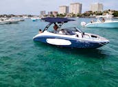 Spacious 24' Yamaha Jetboat in Ft Lauderdale area. Premium sound system and tons of space.