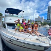 Beautiful Flybridge Yacht- CAPTAIN&FUEL INCLUDED in Fort Lauderdale, Florida