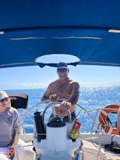 Private Sailing Charter only people in your party, no other people! Luxury 40 Ft Beneteau. Best of GetMyBoat 2021 and 2022 Winner! 🥇 Sail Away in Paradise! Kewalo Basin Honolulu