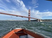 Extraño yate a motor Axopar 24TT de 26 pies para aventuras en la bahía de San Francisco