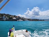 Enjoy cruising Montego Bay Coastline on a 30' SeaRay Yacht w/unlimited Rum Punch