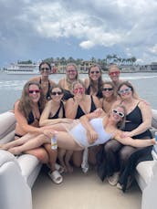 Beach Babe - Popular 25' Private Party Cruise in Fort Lauderdale - 12 Passengers