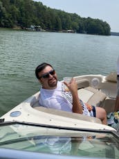 Lake Memories on an Amazing Sea Ray 240 Sundeck Boat at Lake Lanier