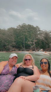 Lake Memories on an Amazing Sea Ray 240 Sundeck Boat at Lake Lanier