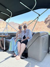 Pontoon Rental in Lake Havasu City, Arizona for 11 person!