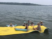 24ft SunTracker Party/Fishing Pontoon at Lake Grapevine, Texas