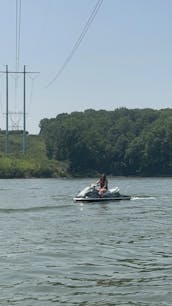 Fun time Jet Ski Rental at Lake Wylie, SC near Charlotte