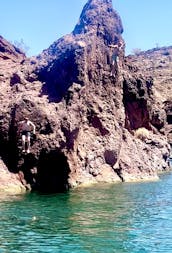 LAKE HAVASU'S #1 TOUR & PARTY BOAT *SUNSET TOURS AVAILABLE*