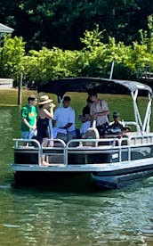 2021 Ranger Pontoon for Rent  on Lake Norman!