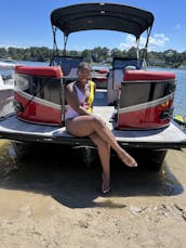 Luxury Pontoon tours Serving Broad Bay Va Beach and Waterside Norfolk