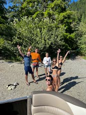 12 Person Luxury Pontoon in Deep Cove