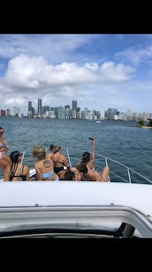 ⭐️ 5-Star 33' 🍾 Monterey Cruiser 🐬Yacht and Jetski Rental in Miami (NO ADD FEES)