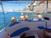 Catamarã elétrico de luxo para mais de 14 anos para churrasco e tubulação em Tel Aviv-Yafo, Israel