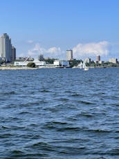 26ft Sun Tracker Pontoon available in Downtown Lake Michigan