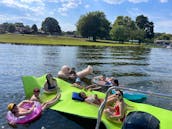 Nashville Area Pontoons AIRBNB'S WELCOME!! Fall Discounted Rates! Staff Outings