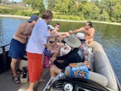 Charter Regency Pontoon Ride Party en Afton