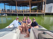 CAIRO 27' Motor boat in Cancún, Quintana Roo