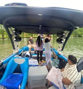 Surf Boat for 14 guest $225 - $250/hr in LAKE AUSTIN