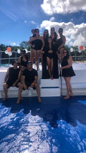 🛥🤩LUXURY YACHT PARTY SAILING AND Swimming in SOSUA,puerto plata.